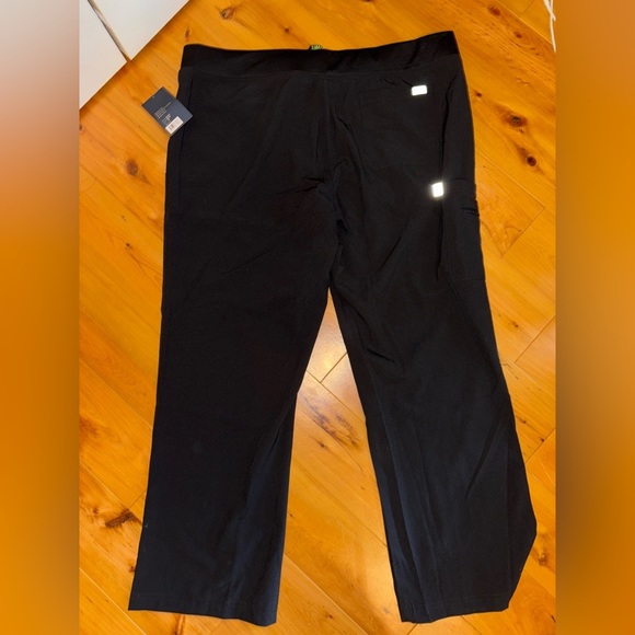 Women’s med couture pants. NWT - Picture 7 of 7